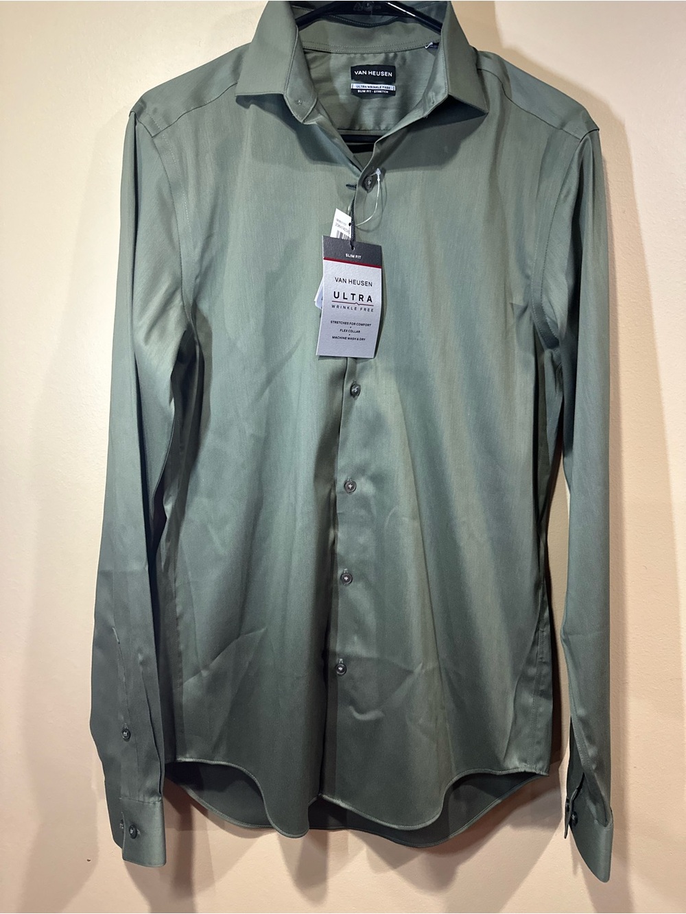 Van Heusen Olive Green Men's Long-Sleeve Dress Shirt